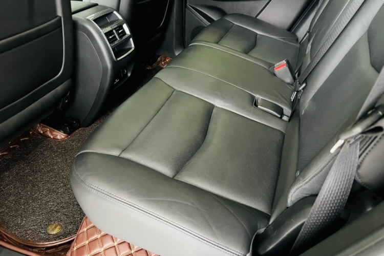 凯迪拉克XT5 2016款 28T 四驱豪华型中控内饰7011