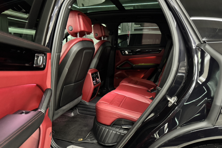 保时捷 2019款 Cayenne 3.0T中控内饰7007