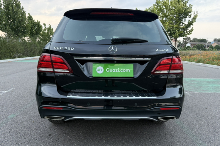 奔驰GLE 2016款 GLE 320 4MATIC 动感型车身外观6007