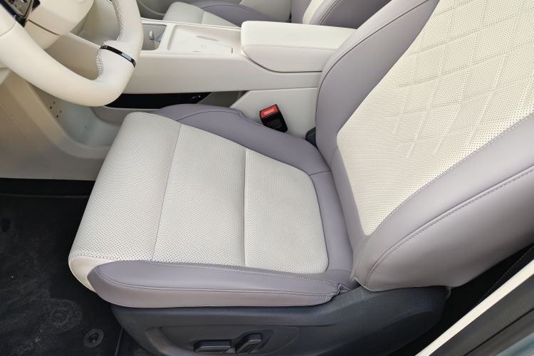 名爵 MG4 EV 2026款 437 自由版中控内饰7007