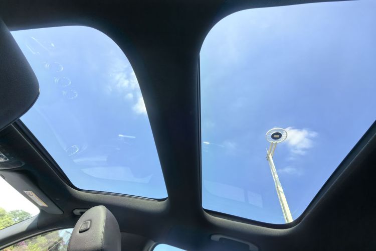 奔驰GLA 2023款 GLA 220中控内饰7013