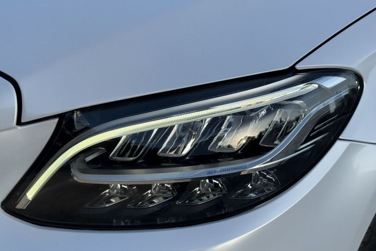 奔驰C级 2020款 C 200 L 时尚型运动版局部细节36