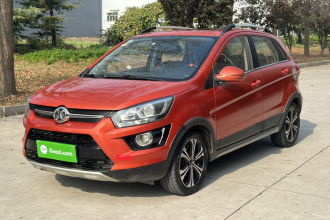 北京汽车 绅宝X25 2015款 1.5L 自动精英型