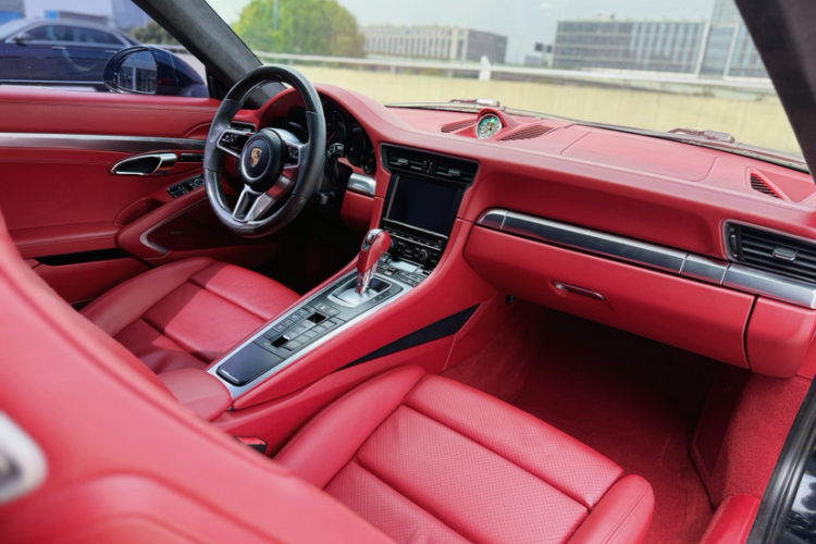 保时捷911 2012款 Carrera 3.4L中控内饰7001
