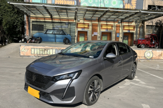 标致408 2022款 1.6T 追光版