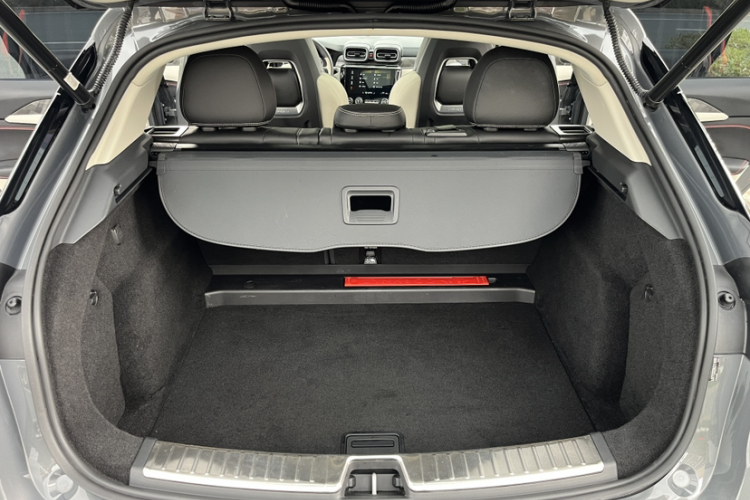 领克02 2019款 1.5T DCT两驱耀版 国VI中控内饰7006