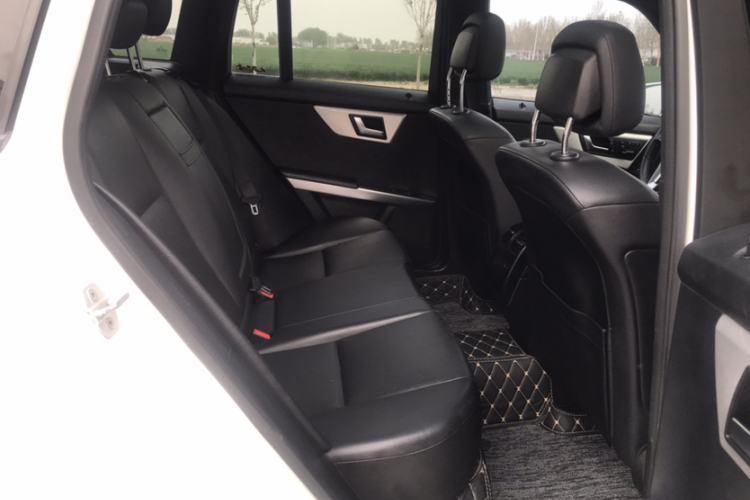 奔驰GLK级 2013款 改款 GLK 300 4MATIC 时尚型中控内饰7004