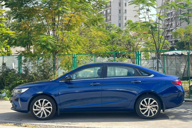 吉利汽车 帝豪GL 2020款 1.4T CVT尊贵型车身外观6007