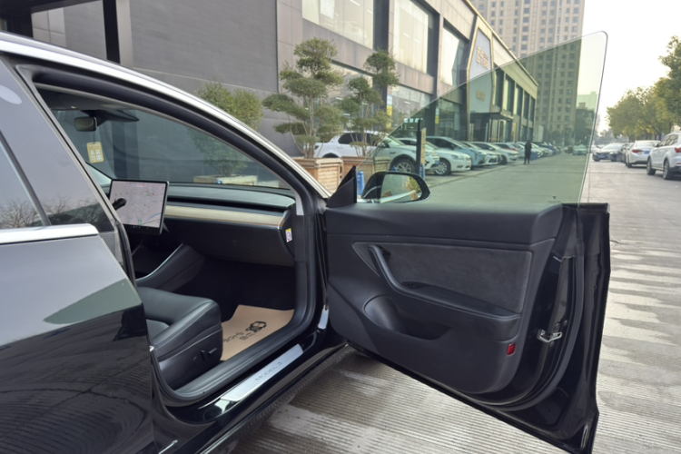 特斯拉 Model 3(进口) 2019款 长续航后驱版中控内饰7013