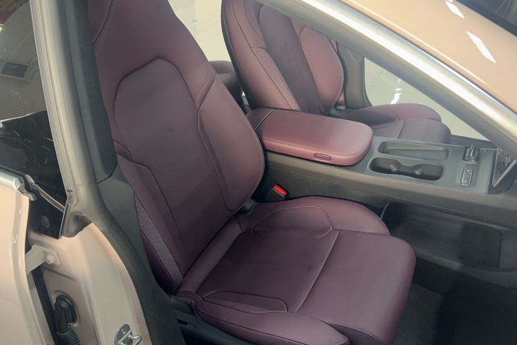 蔚来ET5T 2024款 75kWh Touring局部细节19