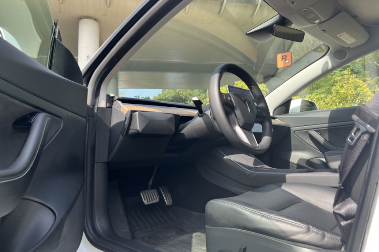 特斯拉 Model 3 2020款 改款 标准续航后驱升级版局部细节9003