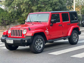 Jeep 牧马人 2017款 3.0L Sahara 四门舒享版