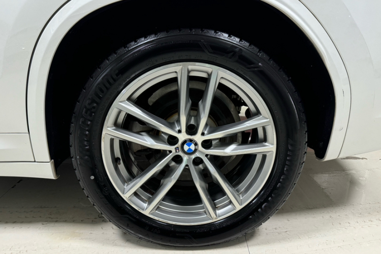 宝马X3 2018款 xDrive25i M运动套装 国V车身外观6012