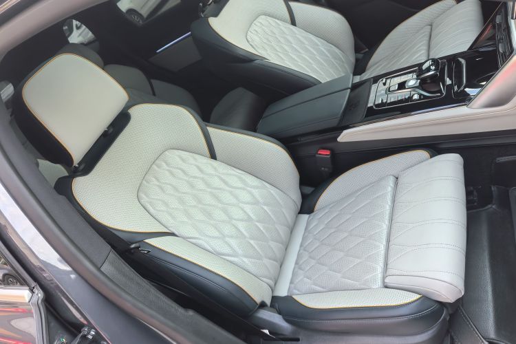 比亚迪 唐新能源 2022款 EV 600KM 尊享型局部细节41