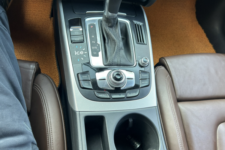 奥迪A5 2013款 Sportback 40 TFSI quattro局部细节24