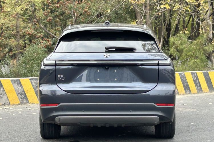 蔚来ES7 2022款 100kWh 首发版车身外观6005