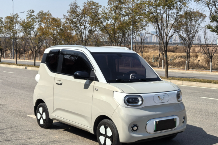 五菱汽车 宏光MINIEV 2024款 第三代 215km 进阶版车身外观6005