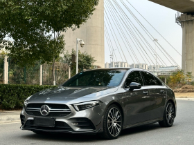 奔驰A级AMG 2019款 AMG A 35 L 4MATIC