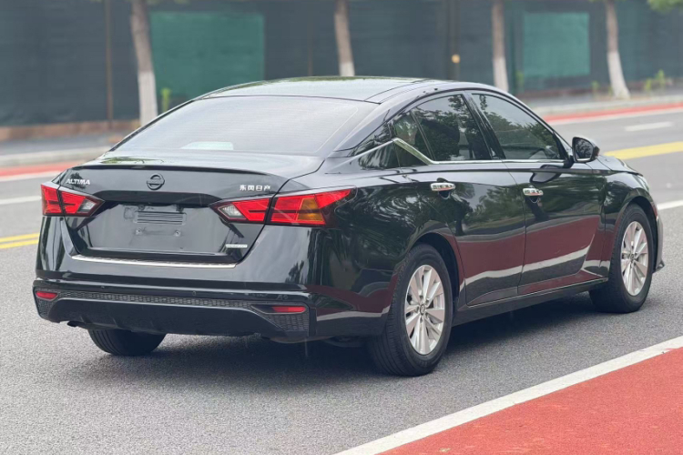 日产 天籁 2019款 2.0L XL 舒适版车身外观6001