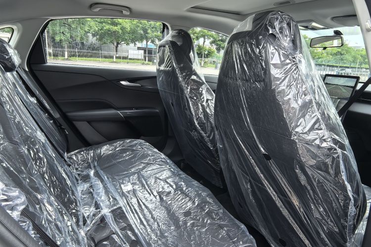 长安 逸动 2025款 蓝鲸 1.5T 500Bar尊贵型中控内饰7003