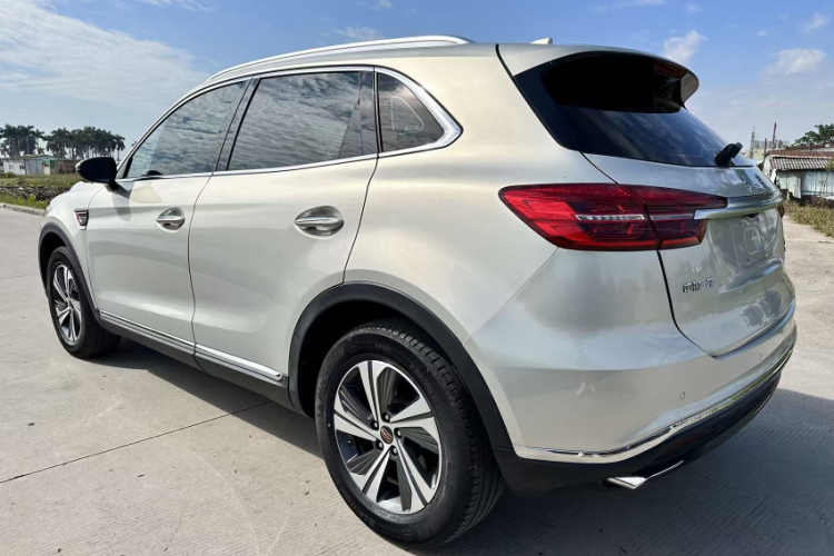 红旗HS5 2019款 2.0T 智联旗享版车身外观6005