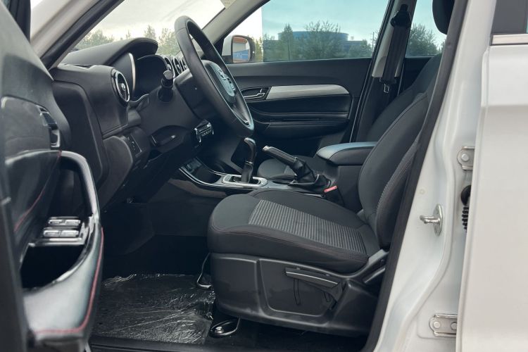 凯翼X3 2019款 1.5L 手动智享版中控内饰7002