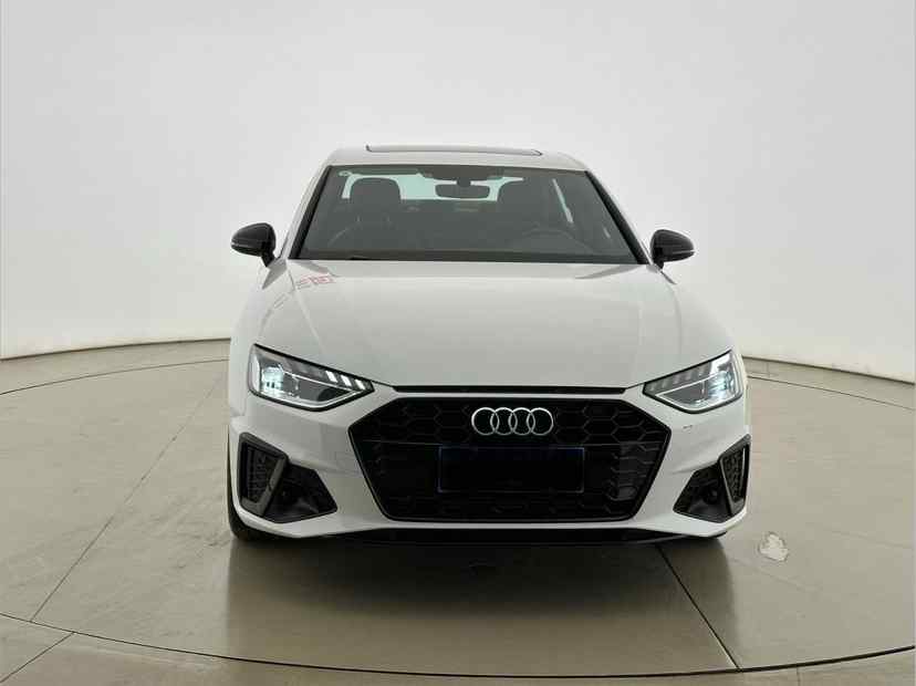奥迪A4L 2024款 40 TFSI 豪华动感型(2)