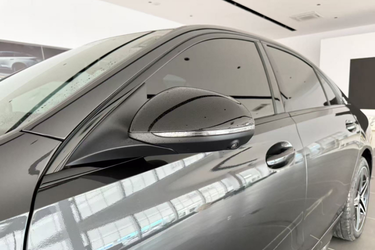 奔驰C级 2025款 C 260 L 皓夜运动版车身外观6006