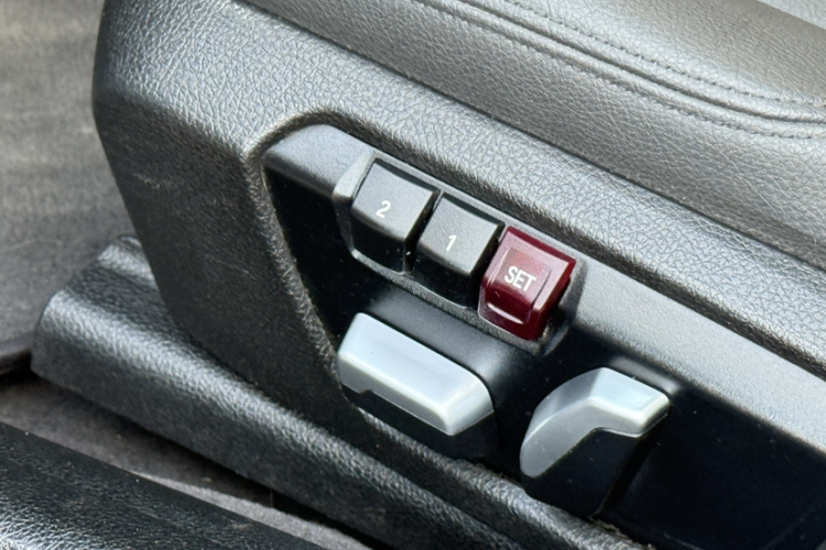 宝马3系 2017款 320Li M运动型局部细节9003