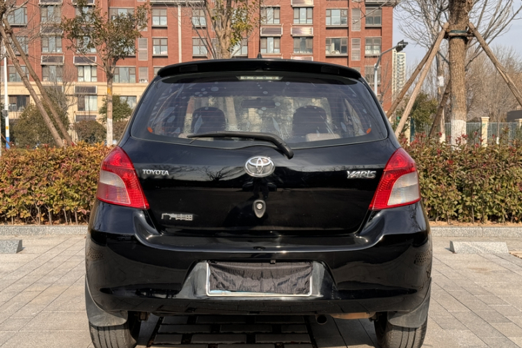 丰田 雅力士 2011款 1.6E 自动魅动版车身外观6006