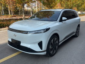 东风奕派 eπ008 2024款 636Max纯电版 6座