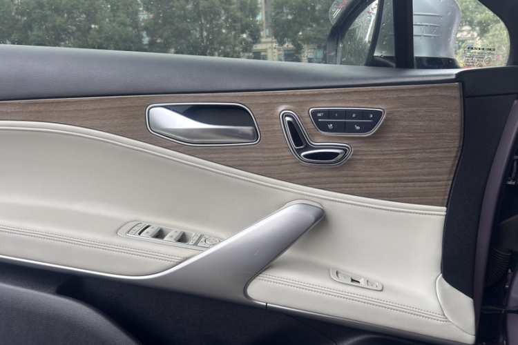 腾势X 2020款 纯电旗舰版中控内饰7008