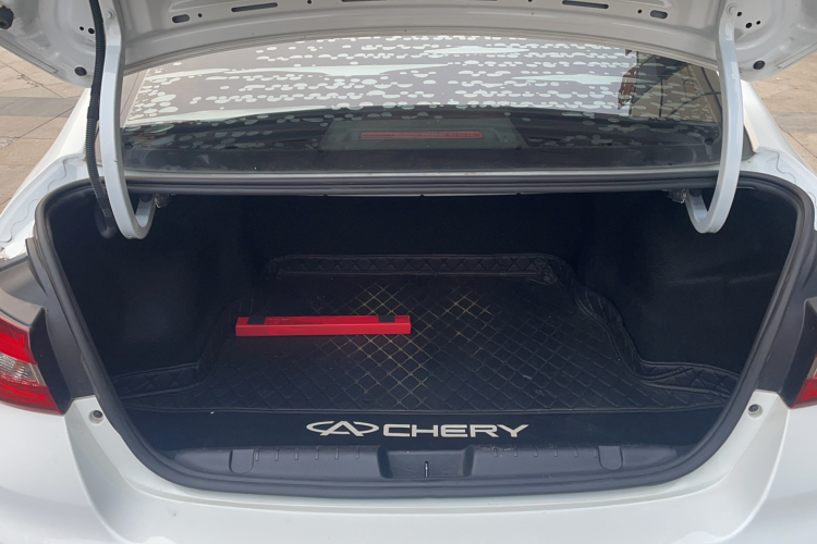 奇瑞 艾瑞泽5 2019款 1.5L 手动乐活版 国V局部细节23