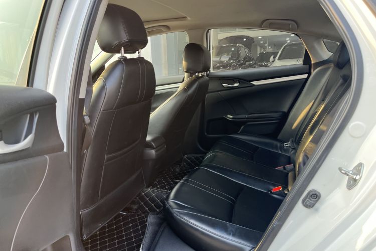 本田 思域 2019款 220TURBO CVT劲动版 国VI中控内饰7004