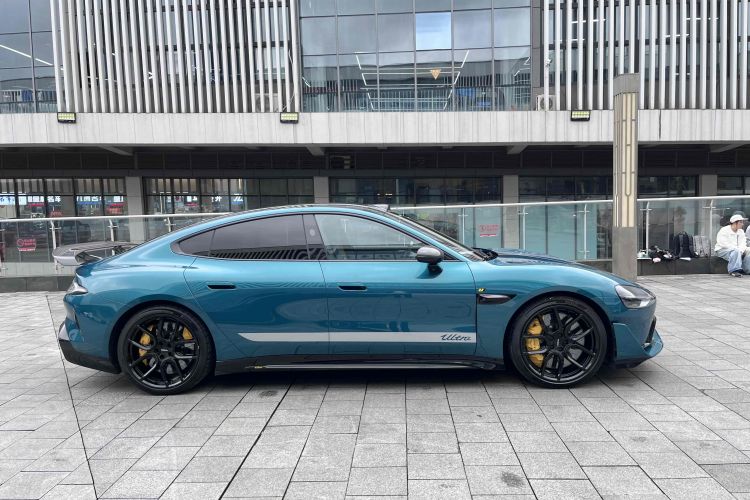 小米汽车 小米SU7 Ultra 2025款 Ultra车身外观6011