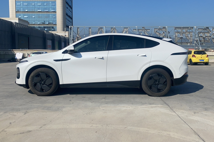 小鹏G6 2025款 625 长续航 Max 旗舰版车身外观6007