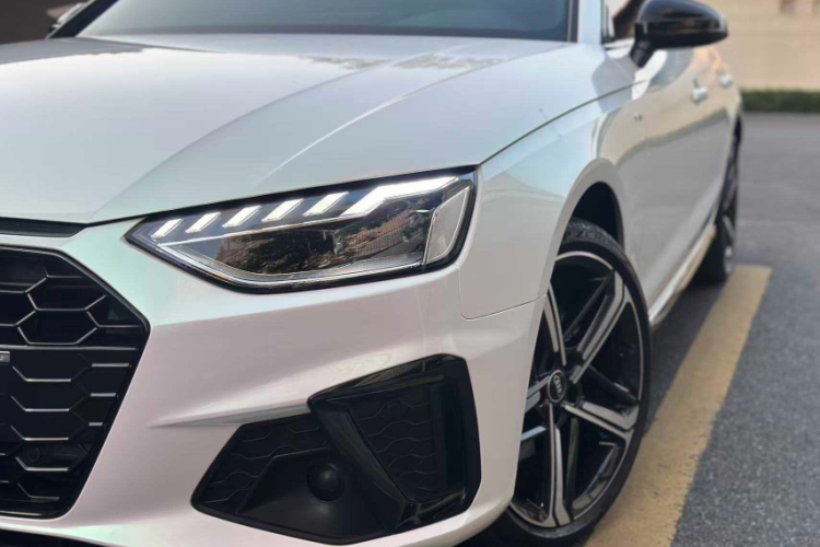 奥迪A4L 2024款 40 TFSI 豪华动感型车身外观6009