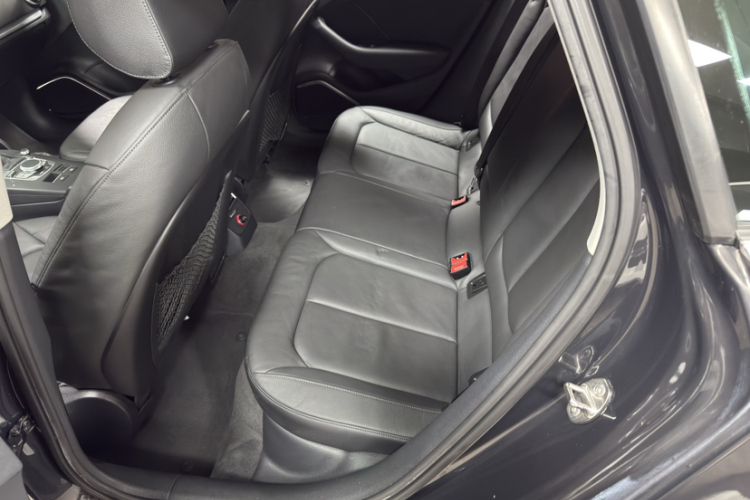 奥迪A3(进口) 2014款 Sportback 40 TFSI S line 豪华型中控内饰7004