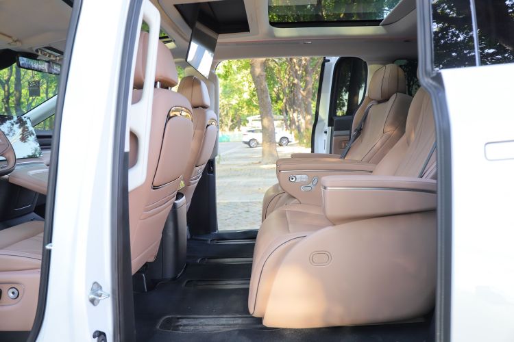 小鹏X9 2024款 702超长续航Pro中控内饰7008