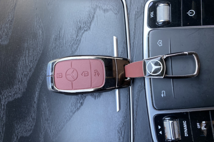 奔驰C级 2019款 改款 C 260 L 运动版中控内饰7004