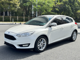 福特 福克斯 2015款 两厢 EcoBoost 180 自动精英型