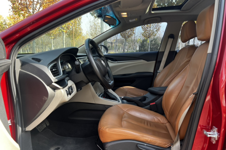 别克 英朗 2016款 15N 自动精英型中控内饰7002