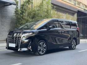 丰田 埃尔法 2018款 改款 3.5L 尊贵版