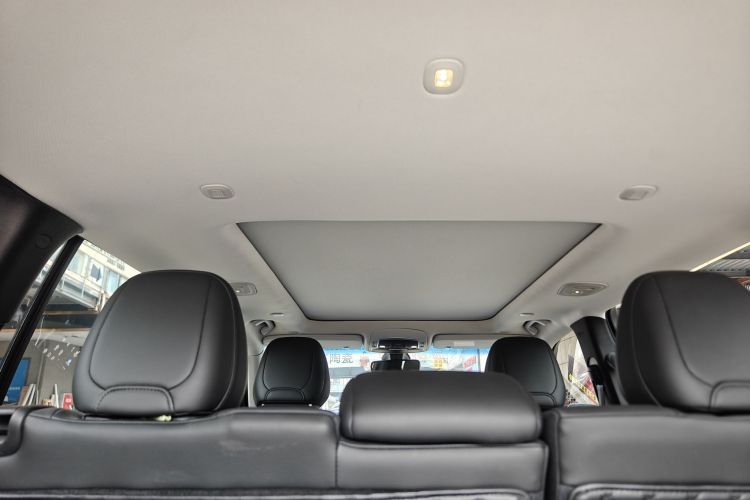 Jeep 指挥官 2018款 2.0T 两驱进享版 国V局部细节22