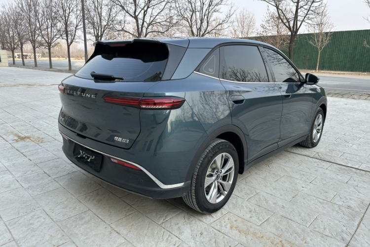 奔腾 悦意03 2025款 565km 悠享版车身外观6002