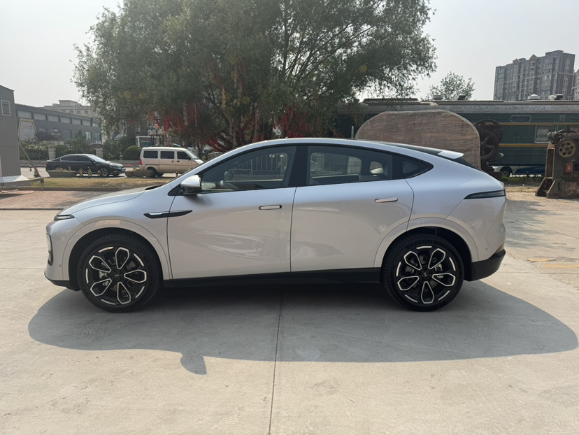 小鹏G6 2025款 625 长续航 Max 旗舰版