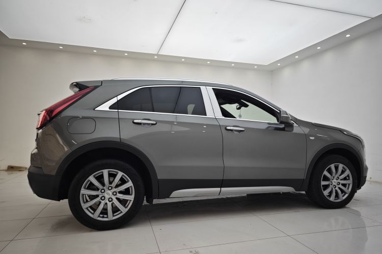 凯迪拉克XT4 2018款 28T 两驱领先型车身外观6006