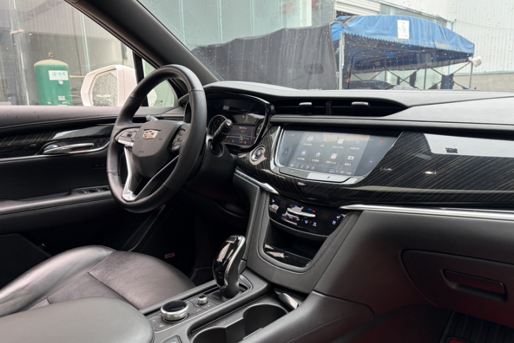 凯迪拉克XT6 2021款 28T 六座四驱豪华型中控内饰7006