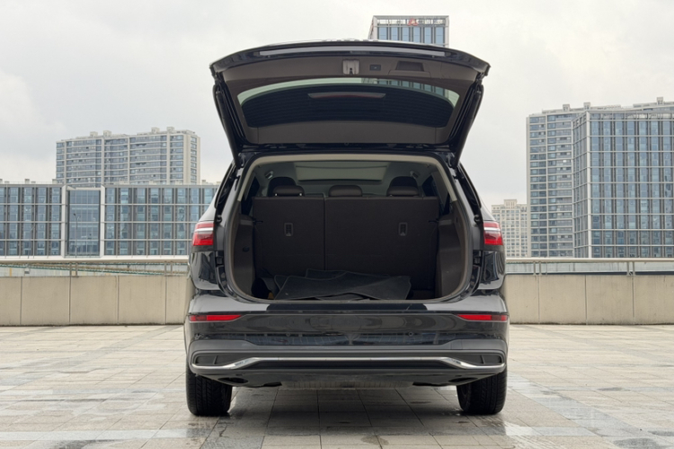 大众 威然 2022款 380TSI 尊驰版局部细节23