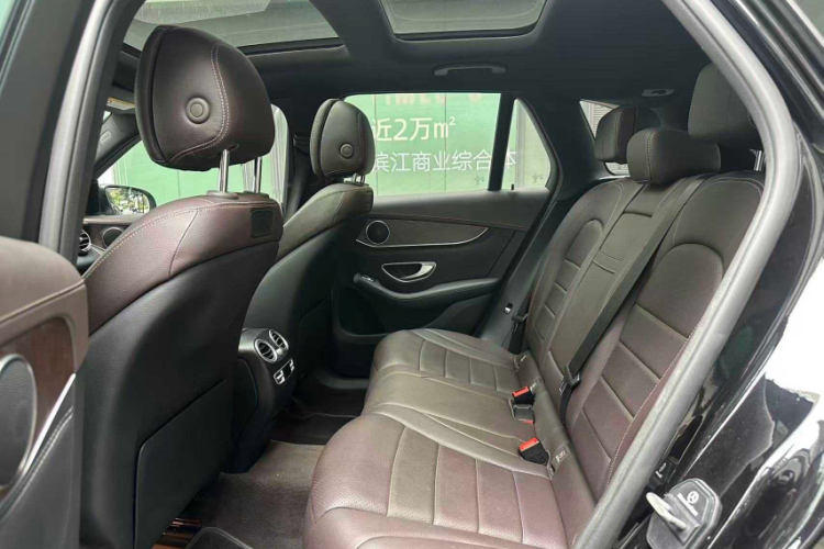 奔驰GLC 2018款 GLC 300 4MATIC 动感型车身外观6005